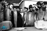 حضرت امام و دامادشان، دكتر محمود بروجردي در پاي صندوق راي | تهران، جماران | به مناسبت سالگرد درگذشت دكتر بروجردي
